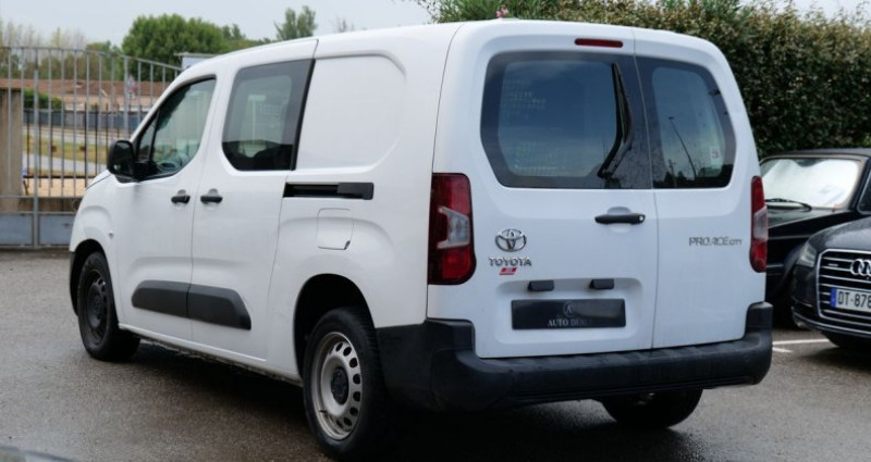 Toyota Proace City 1.5 long 100 ch d-4d cabine approfondie 2021 - photo n°2 Toyota Proace City 1.5 long 100 ch d-4d cabine approfondie  occasion à Meyreuil - photo n°2