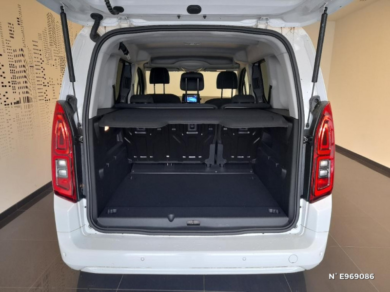 Toyota Proace Proace City Verso Medium 1.2L 110 VVT-i BVM6 Executive 2025 - photo n°7 Toyota Proace Proace City Verso Medium 1.2L 110 VVT-i BVM6 Executive  occasion à Saint-Maximin - photo n°7
