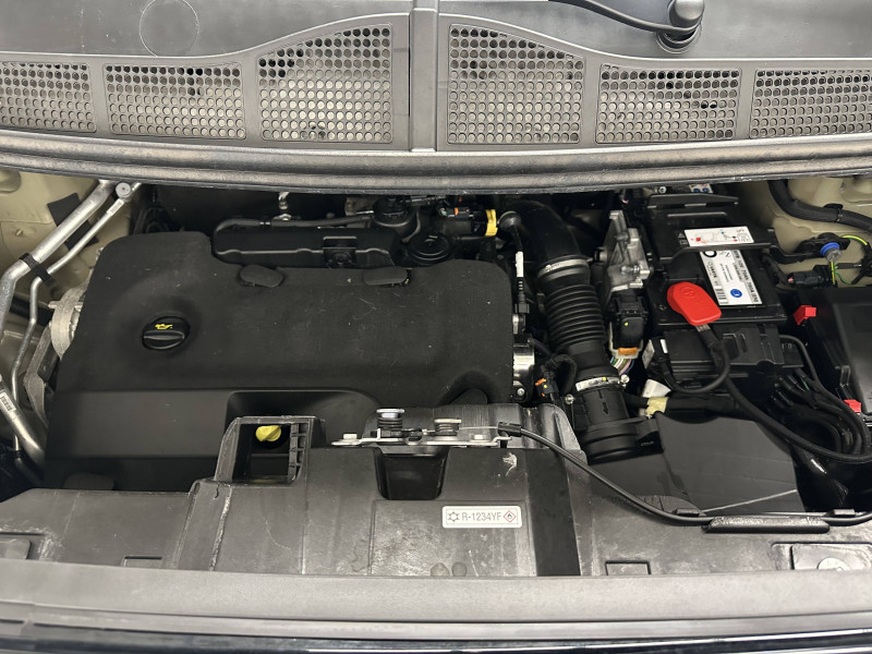 Toyota Proace Proace Verso Long 2.0L 140 D-4D BVM6 Dynamic 5p 2024 - photo n°11 Toyota Proace Proace Verso Long 2.0L 140 D-4D BVM6 Dynamic 5p  occasion à PERIGUEUX - photo n°11