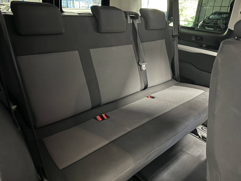 Toyota Proace Proace Verso Long 2.0L 140 D-4D BVM6 Dynamic 5p 2024 - photo n°16 Toyota Proace Proace Verso Long 2.0L 140 D-4D BVM6 Dynamic 5p  occasion à PERIGUEUX - photo n°16