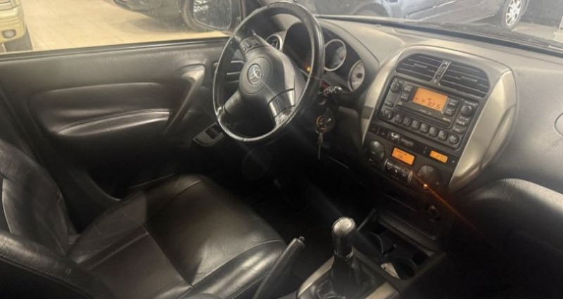 Toyota RAV 4 115 D-4D VX 5P 2004 - photo n°5 Toyota RAV 4 115 D-4D VX 5P  occasion à Fouquière les Lens - photo n°5