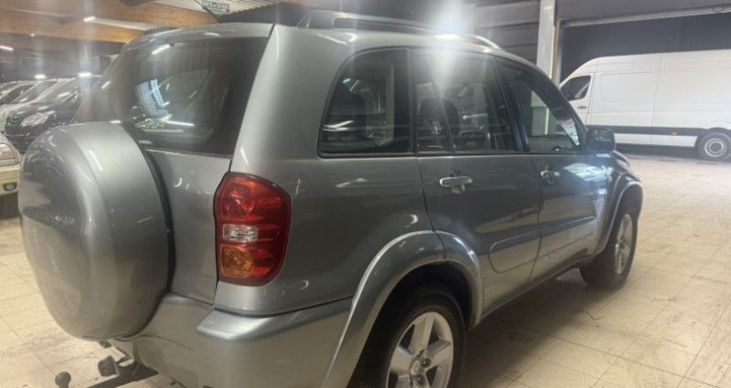 Toyota RAV 4 115 D-4D VX 5P 2004 - photo n°4 Toyota RAV 4 115 D-4D VX 5P  occasion à Fouquière les Lens - photo n°4