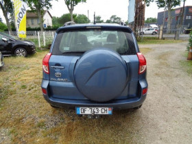 Toyota RAV 4 136 D-4D VXV  occasion  Aucamville - photo n5