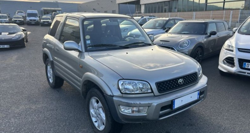 Toyota RAV 4 2.0 128CH VX 3P 2000 - photo n°3 Toyota RAV 4 2.0 128CH VX 3P  occasion à AUBIERE - photo n°3