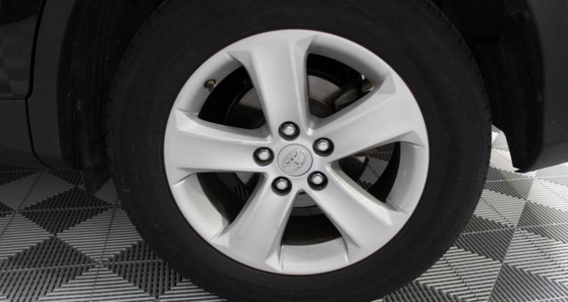 Toyota RAV 4 4 124 D-4D FAP 4x2 Stop & Start Life - SUIVI - CAMERA DE REC 2013 - photo n°5 Toyota RAV 4 4 124 D-4D FAP 4x2 Stop & Start Life - SUIVI - CAMERA DE REC  occasion à Venelles - photo n°5