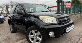 Toyota RAV 4 occasion 2004 mise en vente &agrave; Colmar par le garage SUPERSTAR AUTO - photo n&deg;1