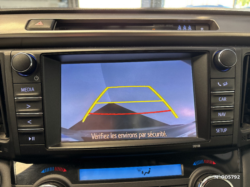 Toyota RAV 4 RAV4 143 D-4D 2WD Dynamic  occasion � Le Havre - photo n�14