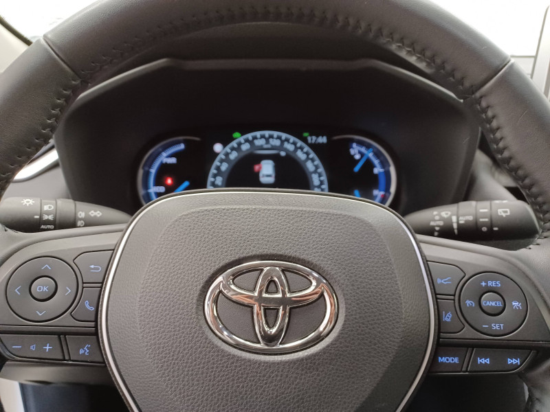 Toyota RAV 4 RAV4 Hybride 218 ch 2WD Dynamic 5p 2022 - photo n°18 Toyota RAV 4 RAV4 Hybride 218 ch 2WD Dynamic 5p  occasion à Saint-Laurent-des-Vignes - photo n°18