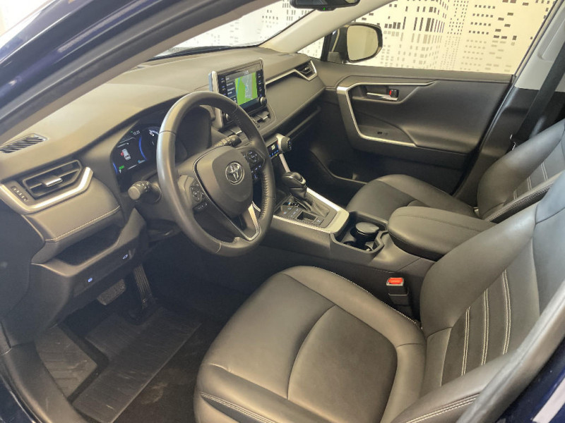 Toyota RAV 4 RAV4 Hybride Pro 218 ch 2WD Dynamic Business+Stage Hybrid Ac  occasion  Saint-Maximin - photo n18