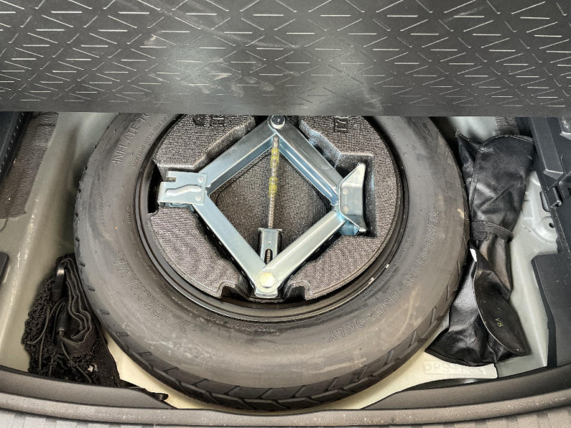 Toyota RAV 4 RAV4 Hybride Pro 218 ch 2WD Dynamic Business+Stage Hybrid Ac  occasion  Jaux - photo n17