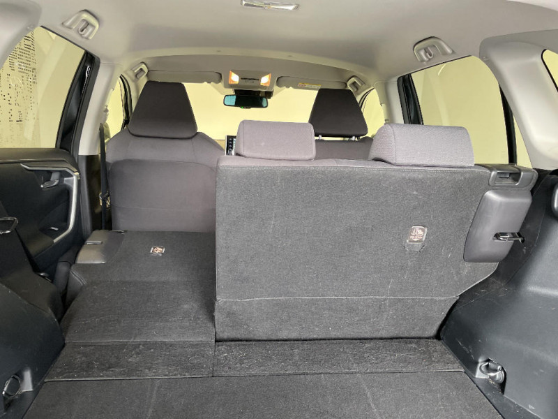 Toyota RAV 4 RAV4 Hybride Pro 218 ch 2WD Dynamic Business+Stage Hybrid Ac  occasion � Saint-Maximin - photo n�16