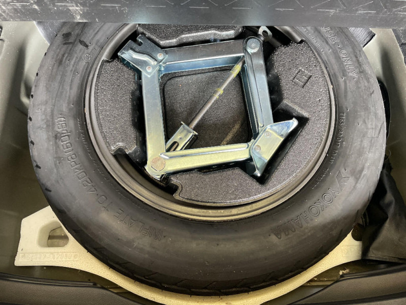 Toyota RAV 4 RAV4 Hybride Pro 218 ch 2WD Dynamic Business+Stage Hybrid Ac  occasion � Saint-Maximin - photo n�17