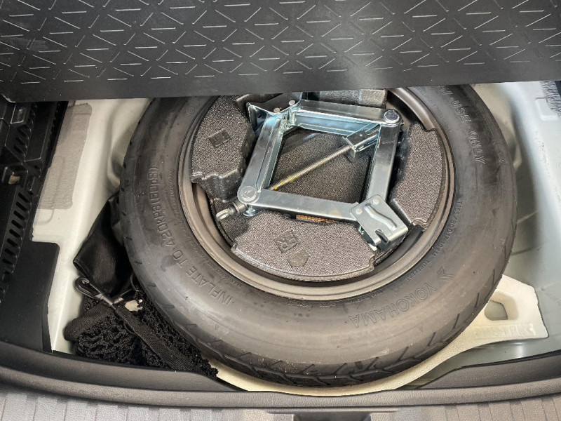 Toyota RAV 4 RAV4 Hybride Pro 218 ch 2WD Dynamic Business+Stage Hybrid Ac  occasion � Jaux - photo n�17