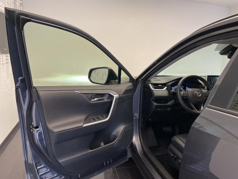 Toyota RAV 4 RAV4 Hybride Pro 218 ch 2WD Dynamic Business+Stage Hybrid Ac  occasion � Saint-Maximin - photo n�18