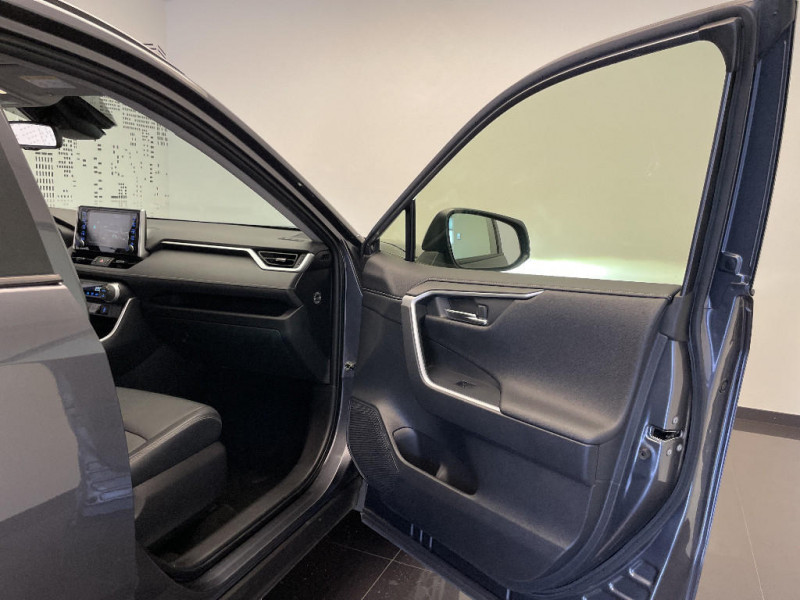 Toyota RAV 4 RAV4 Hybride Pro 218 ch 2WD Dynamic Business+Stage Hybrid Ac  occasion � Saint-Maximin - photo n�19