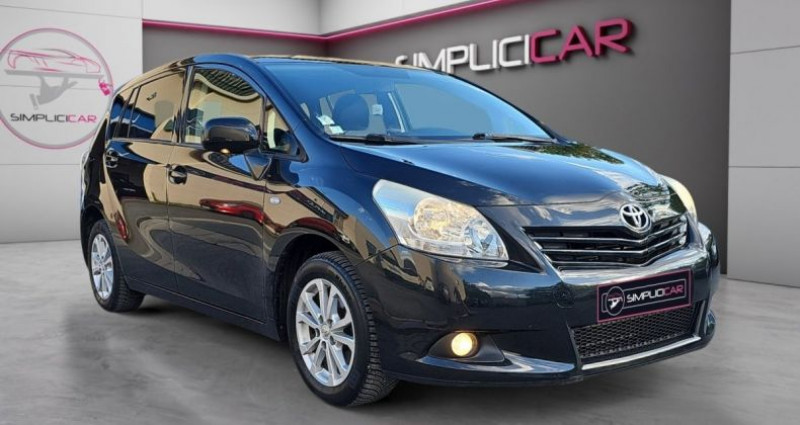 Toyota Verso 2.0 D-4D 126 ch 5pl SkyView