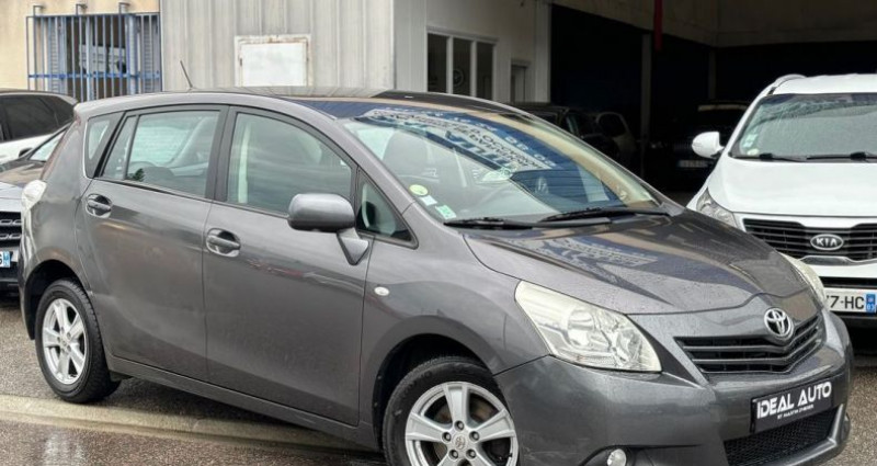 Toyota Verso 2.0 D D-4D Active 5P