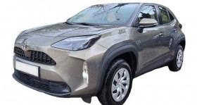 Toyota Yaris Cross occasion 2025 mise en vente &agrave; Guipavas par le garage BREIZHCAR - photo n&deg;1
