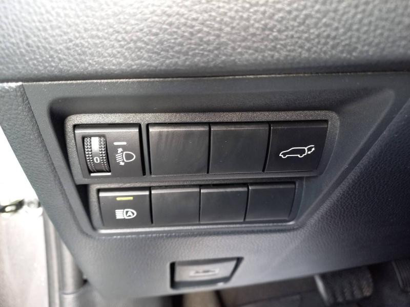 Toyota Yaris Cross 116h Trail AWD-i + marchepieds MY22  occasion  Vert-Saint-Denis - photo n19