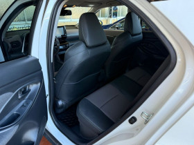 Toyota Yaris Cross Hybride 116h AWD-i  occasion  Beaupuy - photo n7
