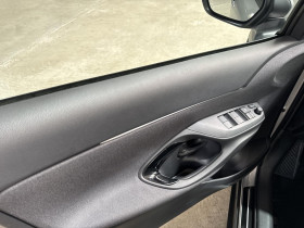 Toyota Yaris Cross Hybride 130h 2wd design surequipe  occasion  Ganges - photo n10