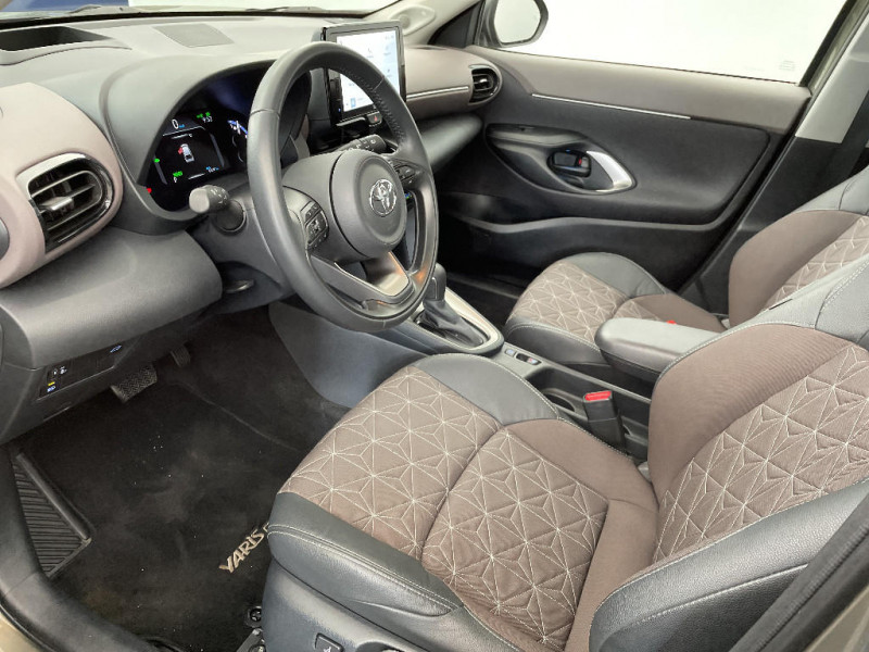 Toyota Yaris Cross Yaris Cross Hybride 116h 2WD Collection 2023 - photo n°18 Toyota Yaris Cross Yaris Cross Hybride 116h 2WD Collection  occasion à Saint-Quentin - photo n°18