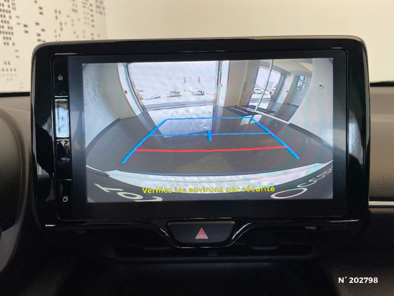 Toyota Yaris Cross Yaris Cross Hybride 116h 2WD Dynamic 2024 - photo n°14 Toyota Yaris Cross Yaris Cross Hybride 116h 2WD Dynamic  occasion à Saint-Maximin - photo n°14