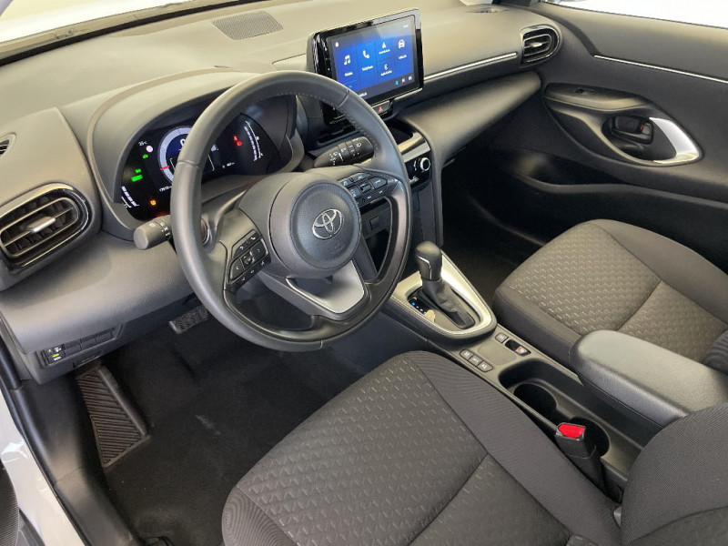 Toyota Yaris Cross Yaris Cross Hybride 116h 2WD Dynamic 2024 - photo n°17 Toyota Yaris Cross Yaris Cross Hybride 116h 2WD Dynamic  occasion à Saint-Maximin - photo n°17