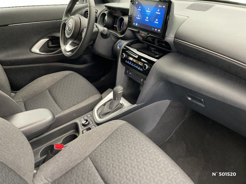Toyota Yaris Cross Yaris Cross Hybride 116h AWD-i Design 2024 - photo n°10 Toyota Yaris Cross Yaris Cross Hybride 116h AWD-i Design  occasion à Saint-Quentin - photo n°10