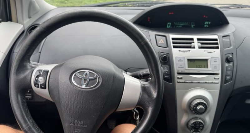 Toyota Yaris 1.3 VVT-i 87cv 2007 - photo n°6 Toyota Yaris 1.3 VVT-i 87cv  occasion à VIVIERS-DU-LAC - photo n°6