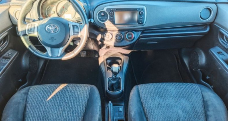 Toyota Yaris 1.3 vvti 2013 - photo n°5 Toyota Yaris 1.3 vvti  occasion à Brignoles - photo n°5