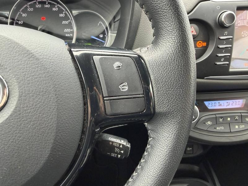 Toyota Yaris 100h France Business 5p  occasion  Barberey-Saint-Sulpice - photo n16