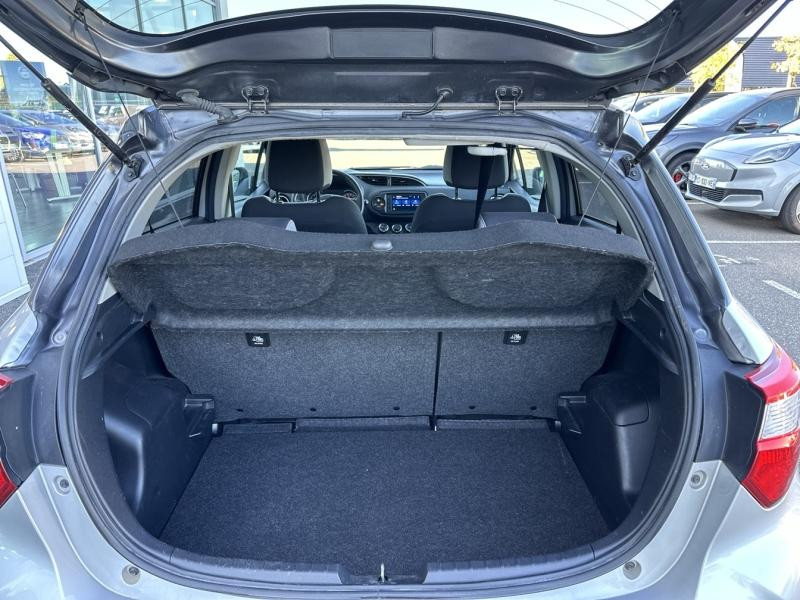 Toyota Yaris 110 VVT-i Design Y20 5p MY19 2020 - photo n°16 Toyota Yaris 110 VVT-i Design Y20 5p MY19  occasion à Gien - photo n°16