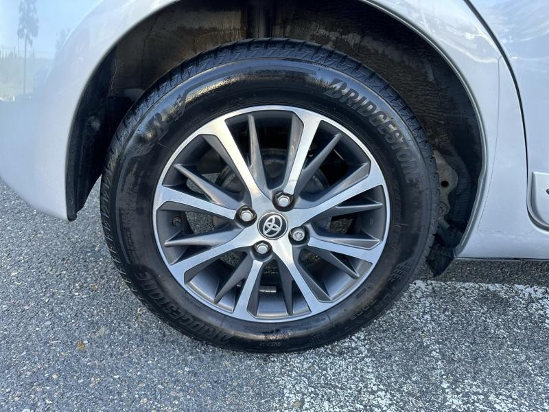 Toyota Yaris 110 VVT-i Design Y20 5p MY19 2020 - photo n°11 Toyota Yaris 110 VVT-i Design Y20 5p MY19  occasion à Gien - photo n°11