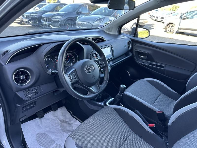 Toyota Yaris 110 VVT-i Design Y20 5p MY19 2020 - photo n°13 Toyota Yaris 110 VVT-i Design Y20 5p MY19  occasion à Gien - photo n°13