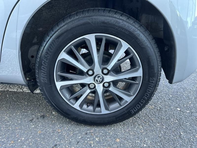 Toyota Yaris 110 VVT-i Design Y20 5p MY19 2020 - photo n°10 Toyota Yaris 110 VVT-i Design Y20 5p MY19  occasion à Gien - photo n°10