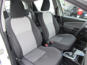Toyota Yaris 114H FRANCE BUSINESS 5P  occasion � Toulouse - photo n�15
