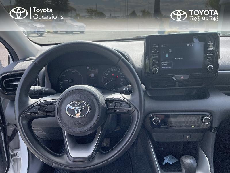 Toyota Yaris 116h Dynamic 5p MY21  occasion à TOURS - photo n°9
