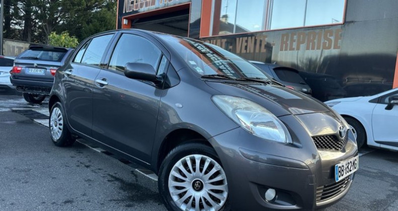 Toyota Yaris 69 VVT-I CONFORT PACK 5P 2010 - photo n°2 Toyota Yaris 69 VVT-I CONFORT PACK 5P  occasion à Morsang Sur Orge - photo n°2