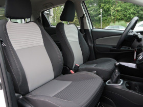 Toyota Yaris 70 VVT-i BVM  occasion  Beaupuy - photo n6