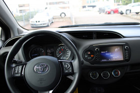 Toyota Yaris 70 VVT-i BVM  occasion  Beaupuy - photo n2