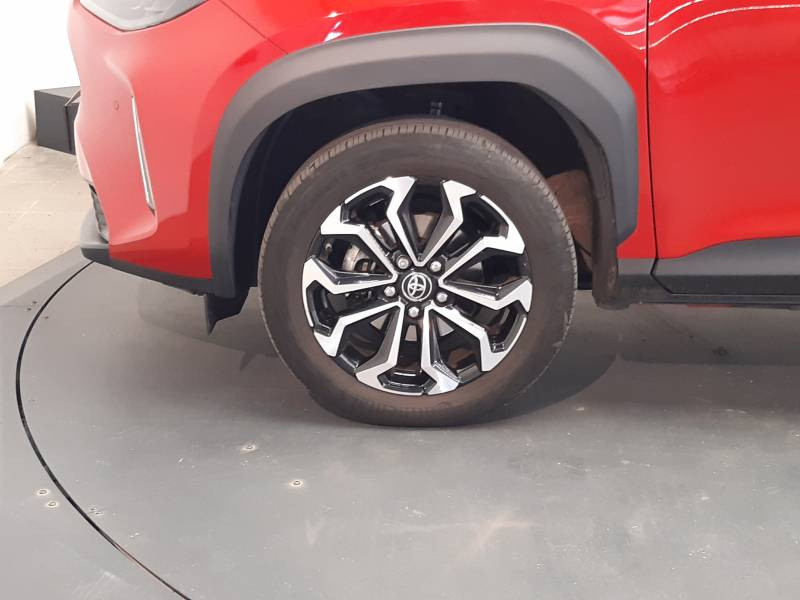 Toyota Yaris Cross Hybride 116h 2WD Design  occasion  Saint Laurent des Vignes - photo n7