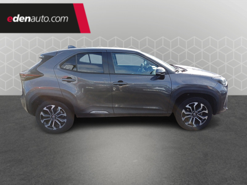 Toyota Yaris: Si Mungil yang Bertenaga dan Kaya Fitur