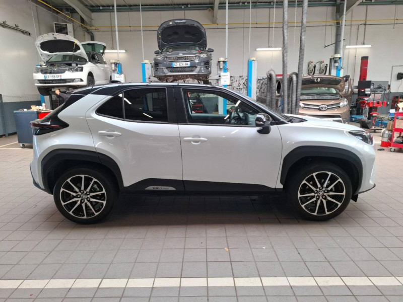 Toyota Yaris Cross Hybride 116h 2WD GR SPORT 5p  occasion  Brive la Gaillarde - photo n6