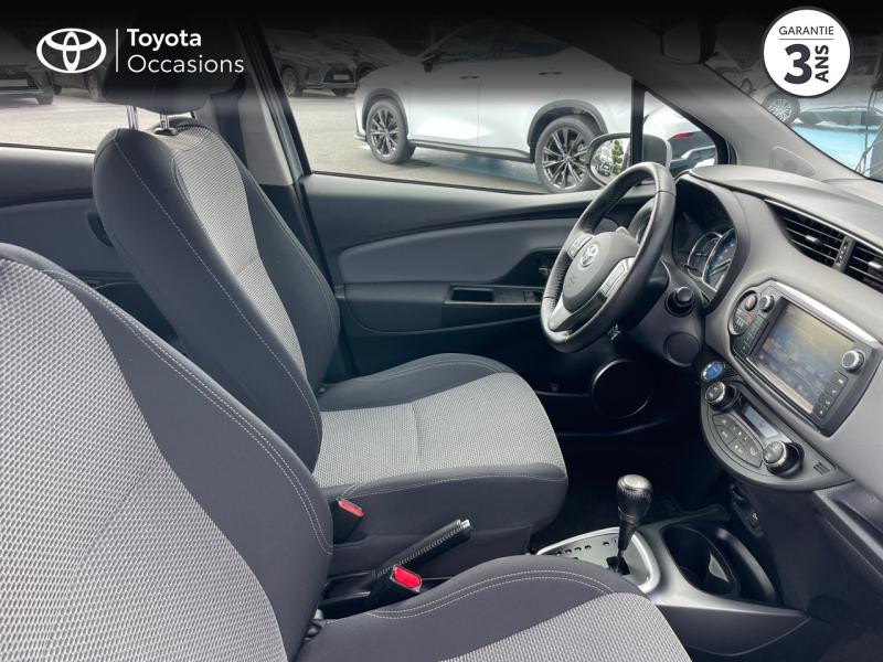Toyota Yaris HSD 100h Dynamic 5p  occasion à VANNES - photo n°6