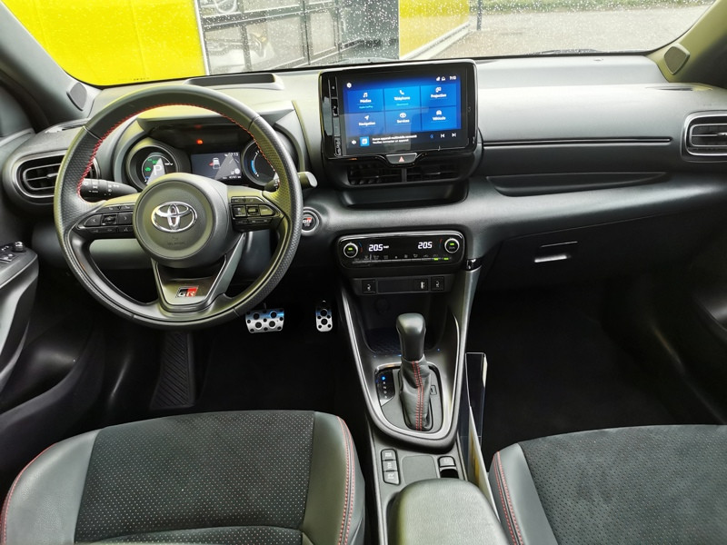 Toyota Yaris Hybrid GR Sport 1.5 Dual-VVT-i 116 ch Sige chauff  occasion  THIONVILLE - photo n9