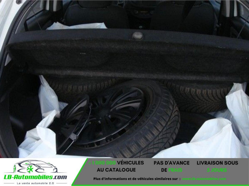 Toyota Yaris HYBRIDE 100ch  occasion � Beaupuy - photo n�9