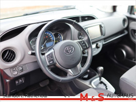 Toyota Yaris HYBRIDE 100ch  occasion  Beaupuy - photo n5