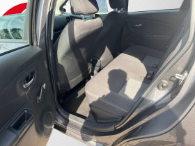 Toyota Yaris HYBRIDE 100ch  occasion  Beaupuy - photo n8