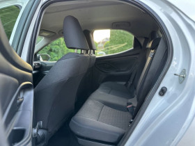 Toyota Yaris HYBRIDE 100ch  occasion  Beaupuy - photo n8